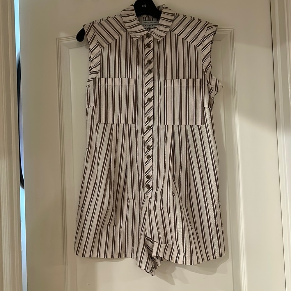 urban outfitter jump suit XS